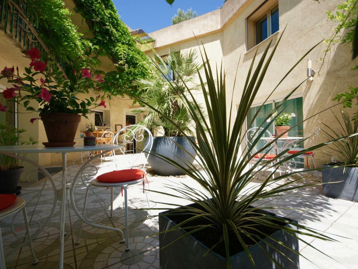 Couette Et Cafe Hotel Montpellier Ngoại thất bức ảnh